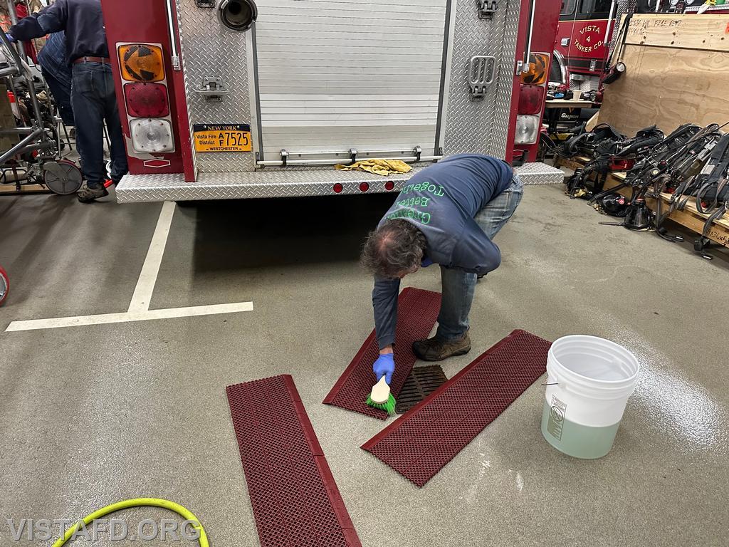 Firefighter/EMT Candidate Peter Cipriano cleaning Engine 142 – 05/19/25