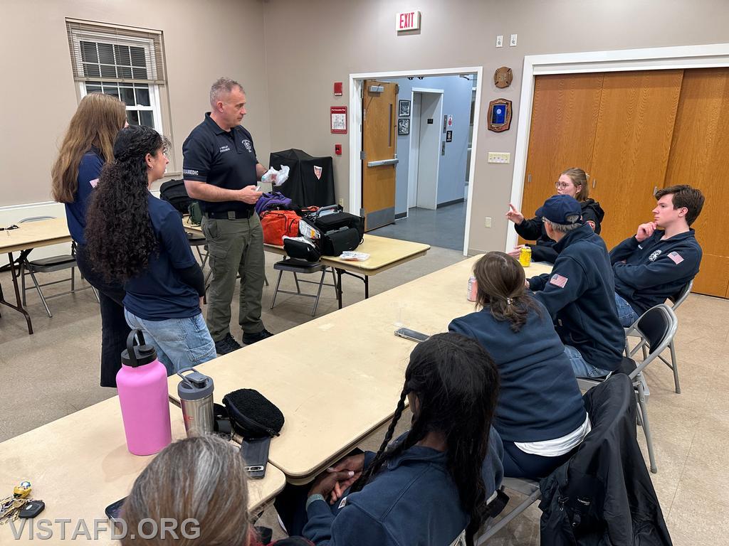 Westchester EMS Paramedic Jason Hinkley reviews paramedic equipment with Vista EMS personnel - 03/31/25