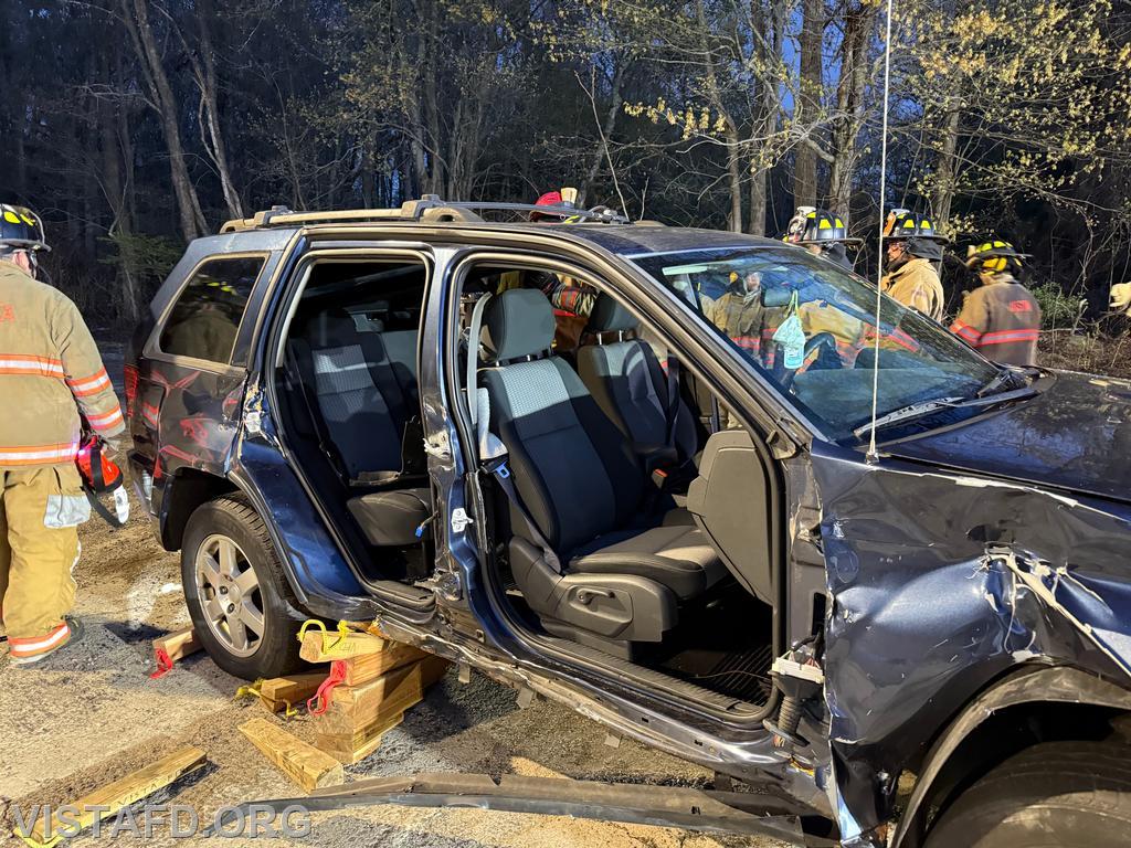 Vista Firefighters and EMS personnel work together to coordinate operations during the &ldquo;Extrication with Victim Removal &ndash; Doors and Dash Displacement&rdquo; drill &ndash; 04/20/26