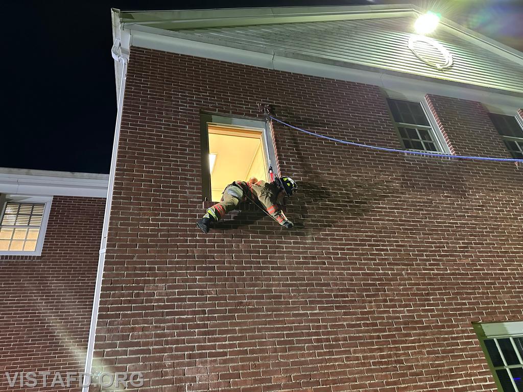 Vista Firefighters conducting bailout training practicals - 10/23/23