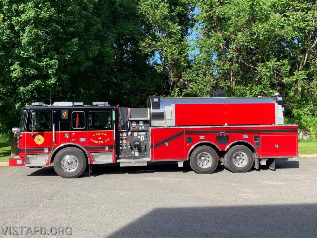 Tanker 4 - 2019 Seagrave Marauder II Stainless Steel Custom Tanker